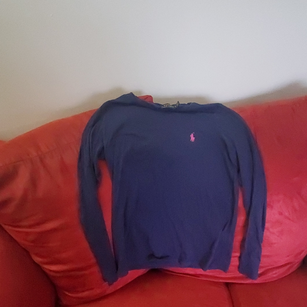 Navy blue tee